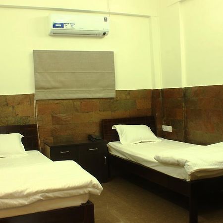 Urban Ville Hotel Pune Luaran gambar