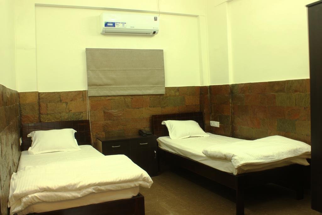 Urban Ville Hotel Pune Luaran gambar